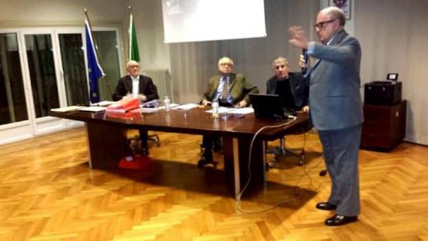 ARCHITETTURA GLOBALIZZATA conferenza conclusiva del Ciclo Ciam, Aim, Archxmi  2018/2019