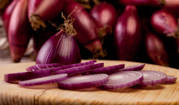 CIPOLLA ROSSA DI TROPEA: RICETTE SALUTE E CURIOSITA’