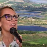Clara Sala - Tenuta Gorghi Tondi, vino e olio Bio nell'oasi WWF  (Video)