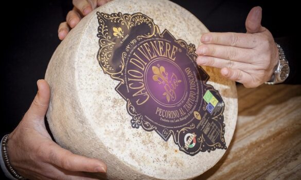 Pecorino al tartufo de Il Fiorino – Cacio di Venere, Novità eccellenza di Maremma