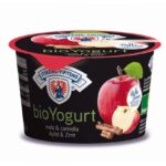 bioYogurt al gusto mela e cannella di Latteria Vipiteno, un mix dolce e speziato che fa subito inverno
