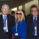 Mario Monti nel libro “Giovanissima e immensa”. Ritratto della nostra società alle soglie del new normal