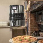 OperaPrima, l'unica stendipizza che imita le mani