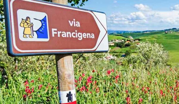 Via Francigena Italia pro Unesco – Passaggio a Piacenza dei pellegrini in occasione della Road to Rome per i 20 anni di AEVF