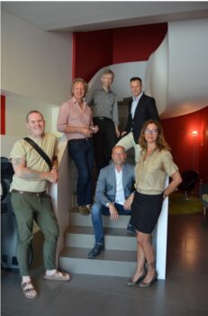 2M DECORI, FATTURATO VERSO I 30 MILIONI DI EURO