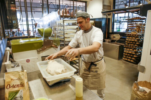 ESMACH FORMAZIONE: CORSI DI ARTE BIANCA COI GRANDI MAESTRI, IN TUTTA ITALIA