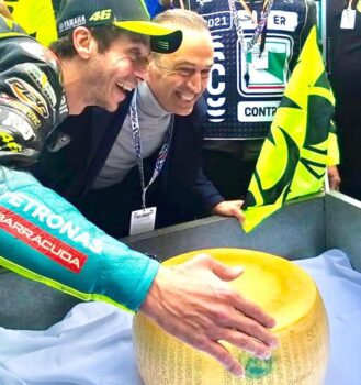 Valentino Rossi: il GRAZIE del Parmigiano Reggiano
