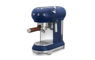 la nuova macchina espresso e macina caffè SMEG realizzata in esclusiva per 1895 Coffee Designer By Lavazza