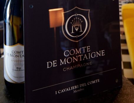 Comte de Montaigne cresce in Italia e presenta il Club dei Cavaleri del Comte