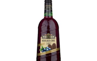 La Distilleria Pircher propone il Liquore di Mirtilli e Cirmolo
