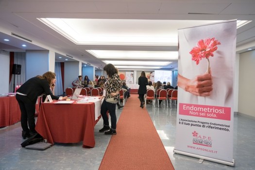 A marzo i ristoranti Roadhouse con l’A.P.E. per il mese della consapevolezza sull’endometriosi