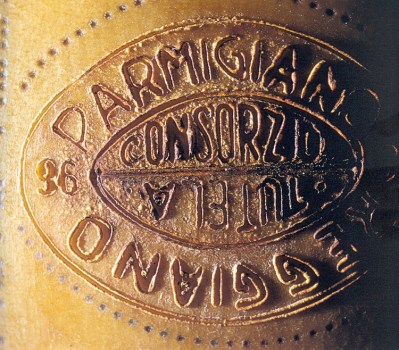 Il Parmigiano Reggiano vince in Ecuador contro il KRAFT Parmesan Cheese