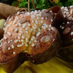 La Colomba di COOKIN’ FACTORY  20 ore di lievitazione, con 3 passaggi d’impastamento e una lavorazione artigianale c