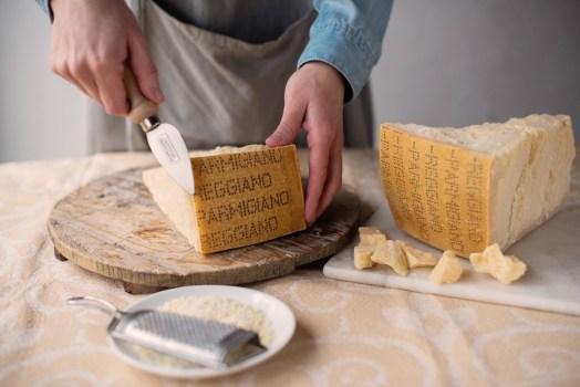Parmigiano Reggiano e Grana Padano insieme contro il “sottocosto non dichiarato”