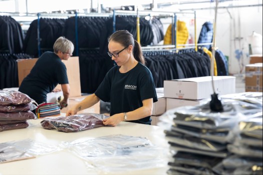 RESHORING NEL FASHION, CRESCONO I DUE HUB DI BRACCHI