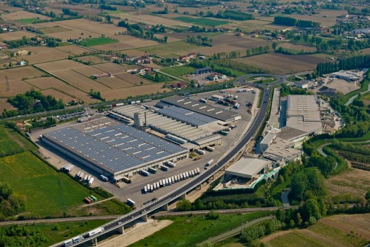 PARTNERSHIP TRA CAB LOG E COSTANTIN: SI VA VERSO LO STOP AL DIESEL, I CAMION RIFORNITI DI HVO