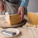 Taste 2024: il Parmigiano Reggiano torna a Firenze con un focus sulle lunghe stagionature in occasione del 90° compleanno del Consorzio