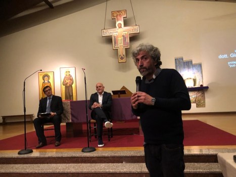 La luce oltre il fallimento, convegno a Rozzano, periferia di Milano, con GianMario Bertollo, Capitan Sdebito