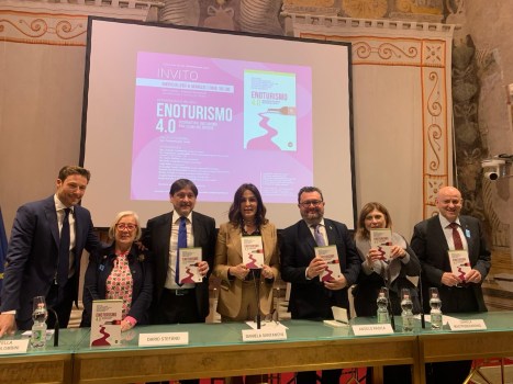 Enoturismo 4.0, il più completo manuale sul turismo del vino italiano