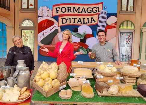 Mariangela Netti, donna imprenditrice del formaggio, orgoglio della Murgia barese 