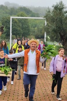 Peppe Zullo racconta il cibo della longevità felice a Myrta Merlino su Canale 5