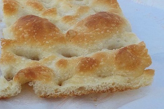 La focaccia ligure alessandrina – Briciole Letterarie di Franco Montaldo