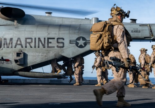 Il declino dell’impero americano, nonostante la sua potenza militare, e la vertiginosa ascesa della Cina ma è proprio così?