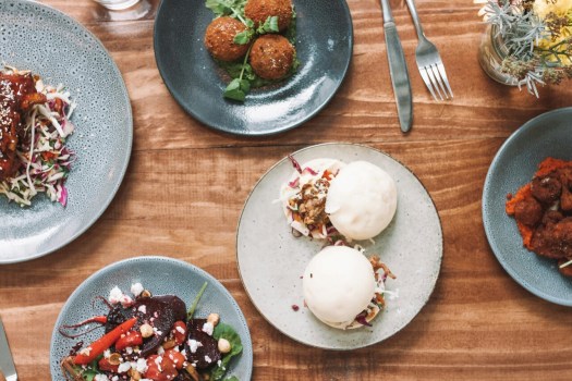 Destinazioni enogastronomiche low cost: alla scoperta dei piatti più iconici in Europa