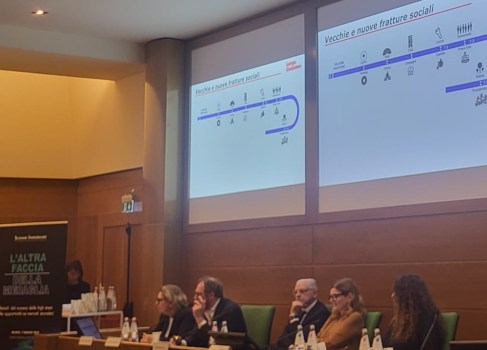Immobili commerciali, il lusso si allarga nelle città  Presentato il Rapporto 2025 di Scenari Immobiliari