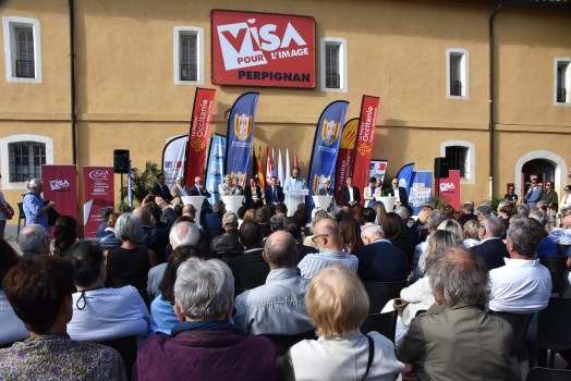 Alla scoperta delle bellezze di Perpignan e del suo territorio by Tommaso Chiarella