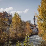 NEL CUORE DELLA VAL PUSTERIA, BRUNICO SI VESTE DI COLORI E SAPORI