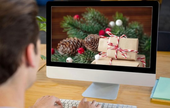 Natale online 2025: come e cosa acquistano gli italiani sul web