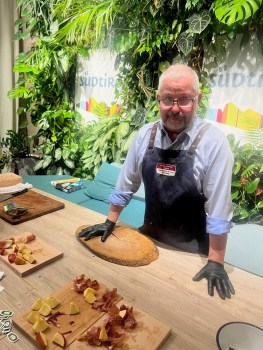 Sonia Factory, Milano. L’Alto Adige arriva in città (e conquista tutti con un Moscato rosa quasi seduttivo)